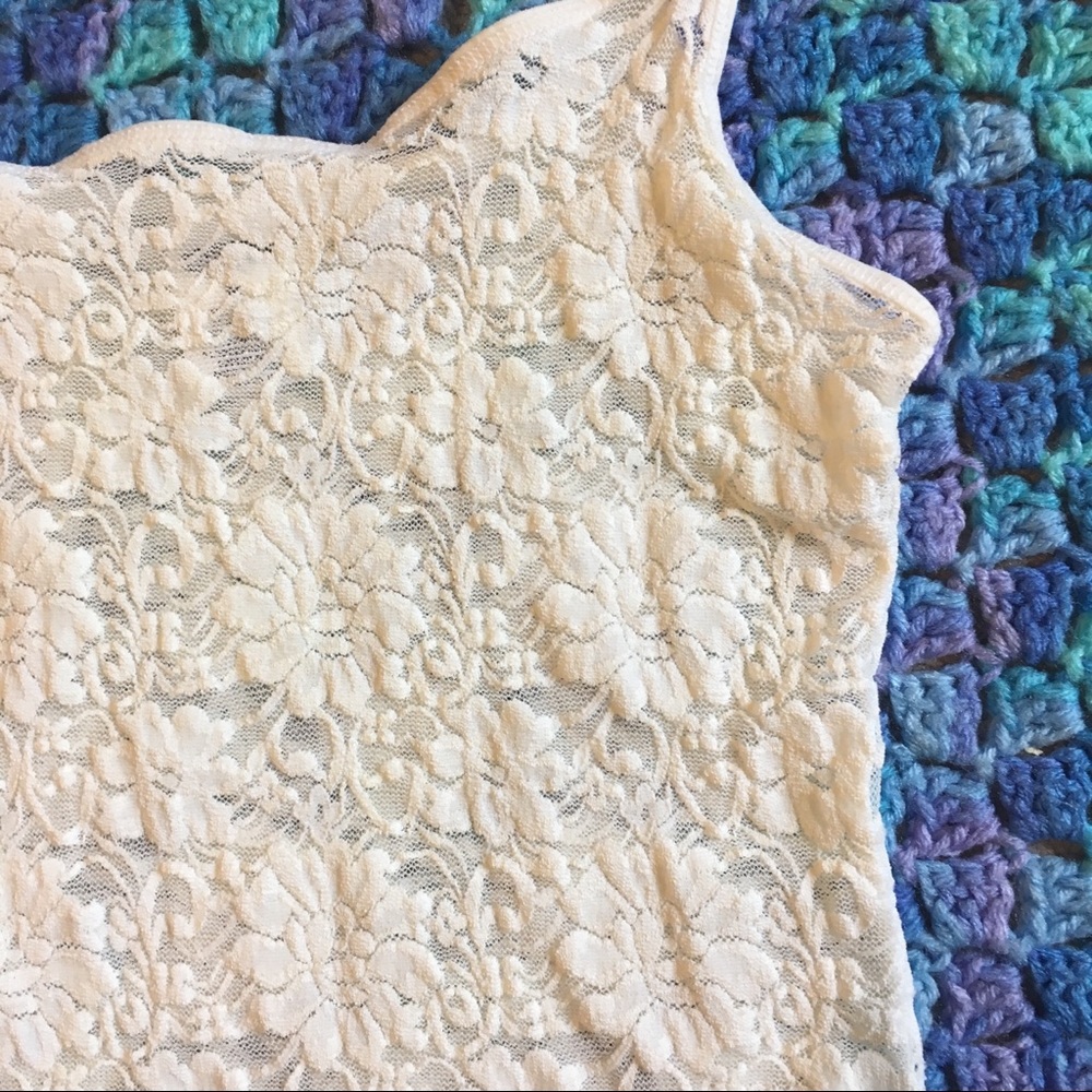 Old Navy Ivory White Lace Medium Cami Shirt Tank - Picture 3 of 7